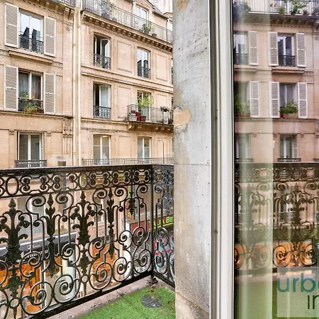 23 - Charming 3bdr Parisian In Montorgueil *