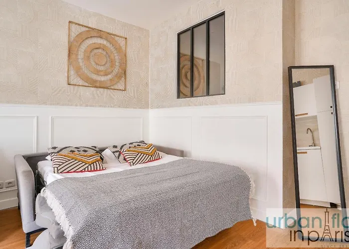 23 - Charming 3bdr Parisian In Montorgueil * Paris