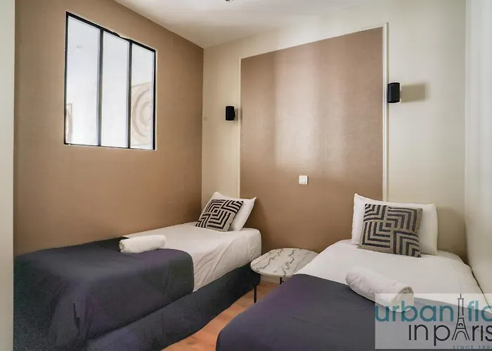 23 - Charming 3bdr Parisian In Montorgueil Lägenhet