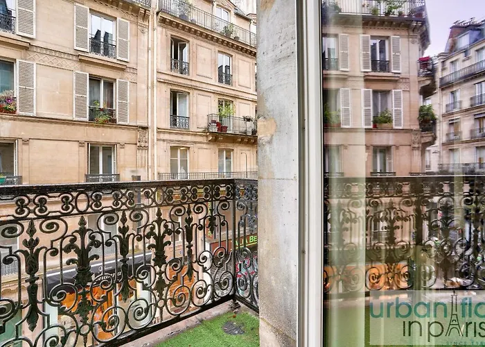 23 - Charming 3bdr Parisian In Montorgueil *